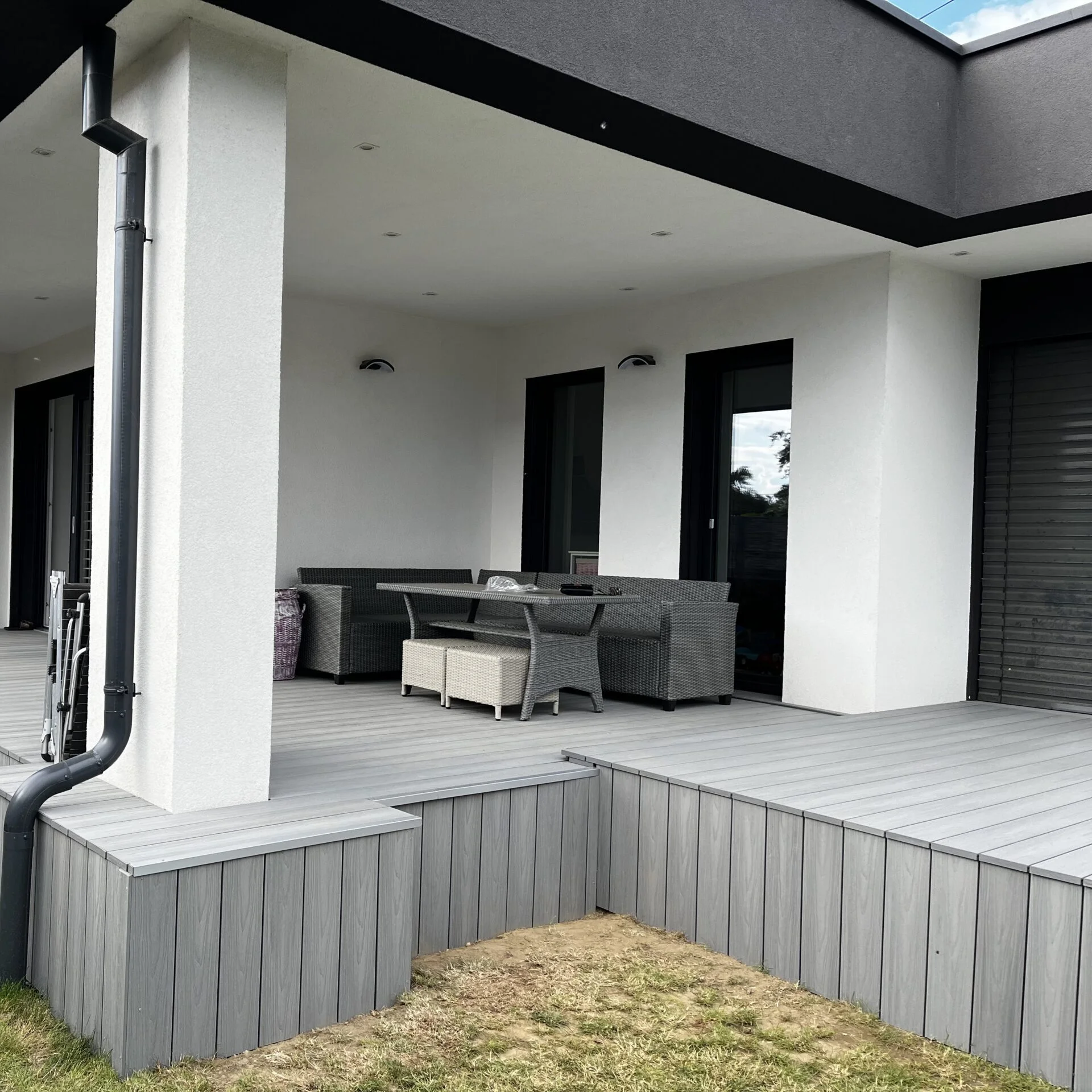 Terasa WPC pri dome